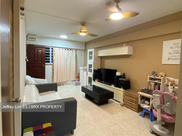 Blk 807 Tampines Avenue 4 (Tampines), HDB 3 Rooms #402500381